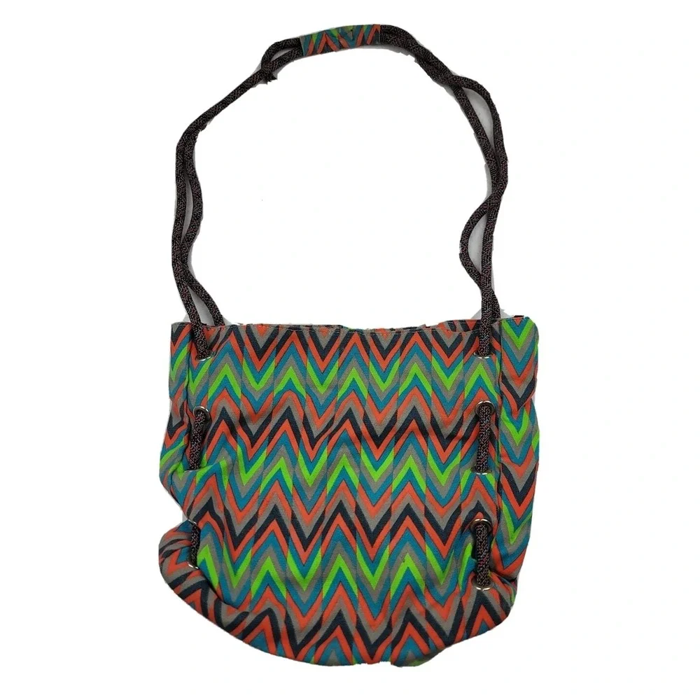 KAVU Rope Shoulder Bag Crossbody‎ Purse Aztec Geometric Pattern Zip Pockets